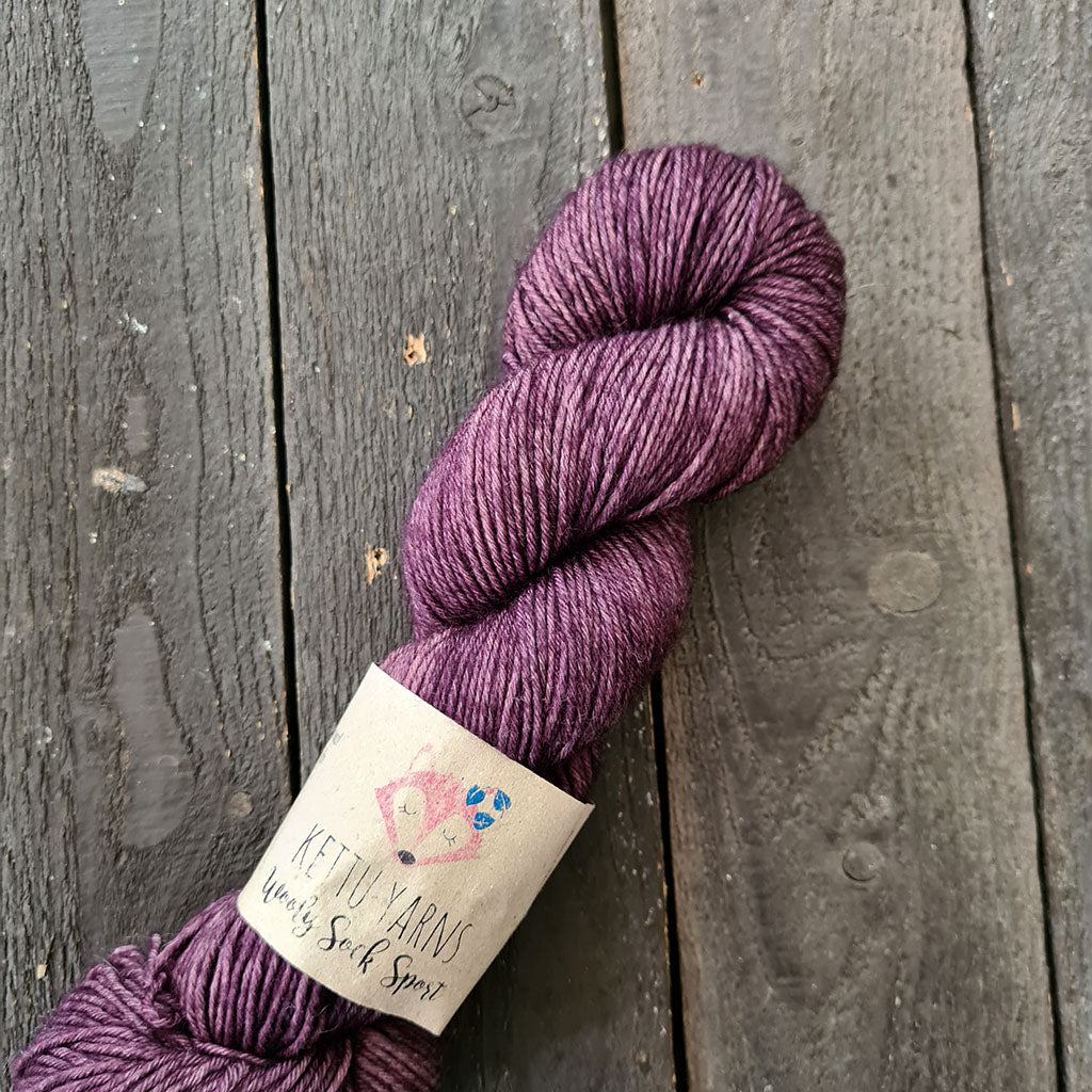 Kettu Yarns - Wooly Sock Sport - Your Majesty - 100 g
