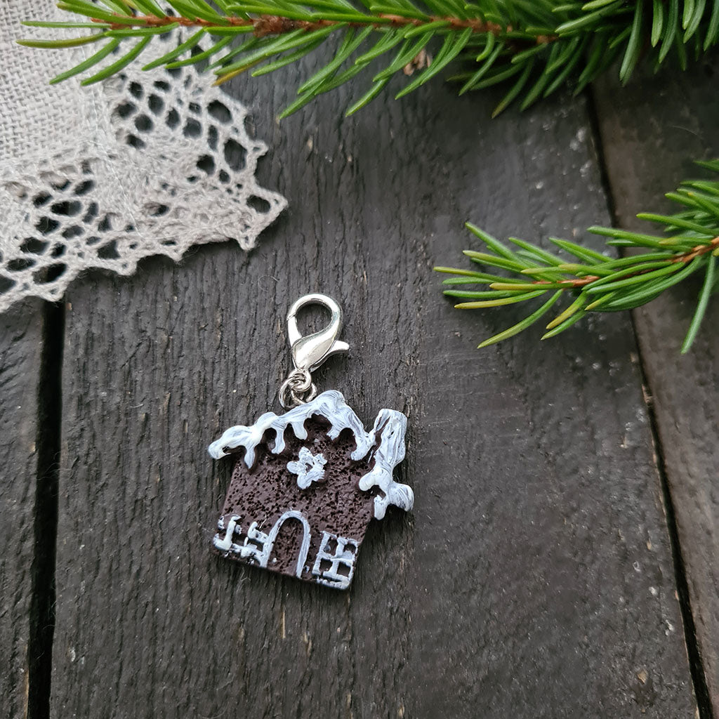 Gingerbread house #1 - handmade stitch marker