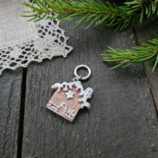 Gingerbread house #3 - handmade stitch marker