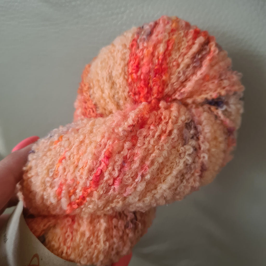 Kettu Yarns - Boucle DK - Lucky Skein #360 - 100 g
