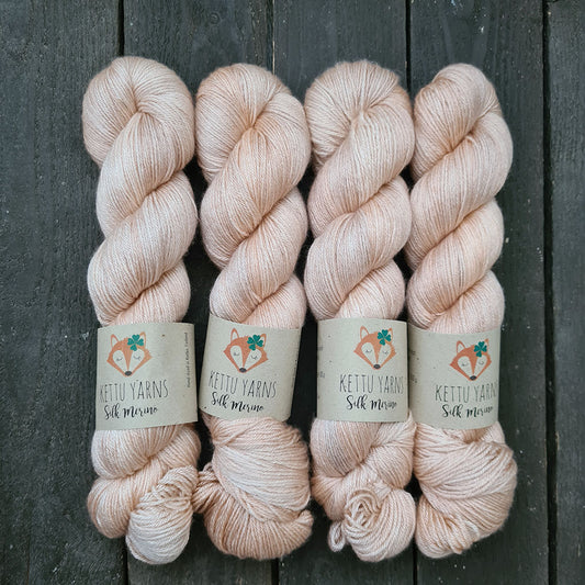 Kettu Yarns - Silk Merino - Pink Sand - 100 g