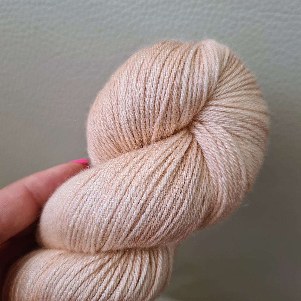 Kettu Yarns - Silk Merino - Pink Sand - 100 g