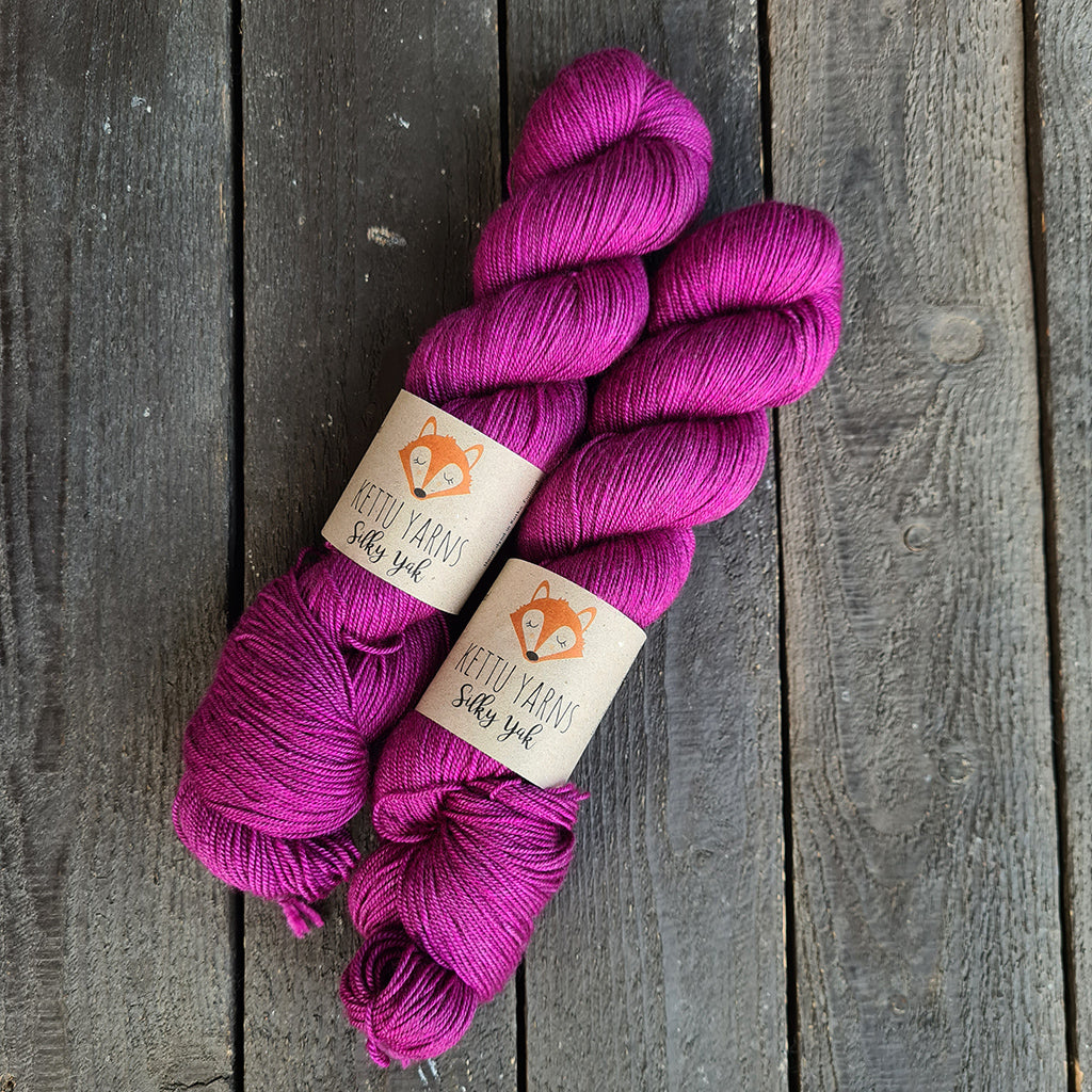 Kettu Yarns - Silky Yak - Very Berry - 100 g