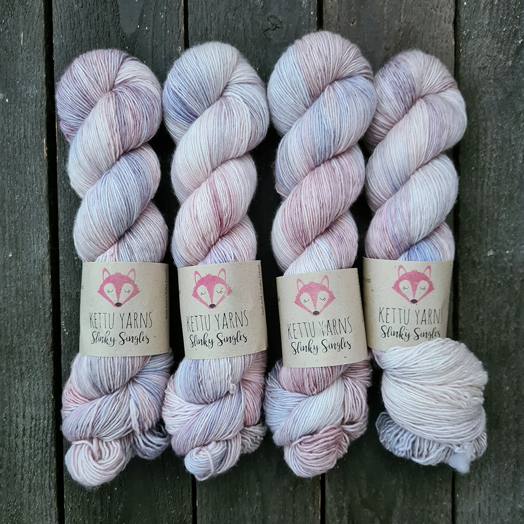 Kettu Yarns - Slinky Singles - Dusk - 100 g