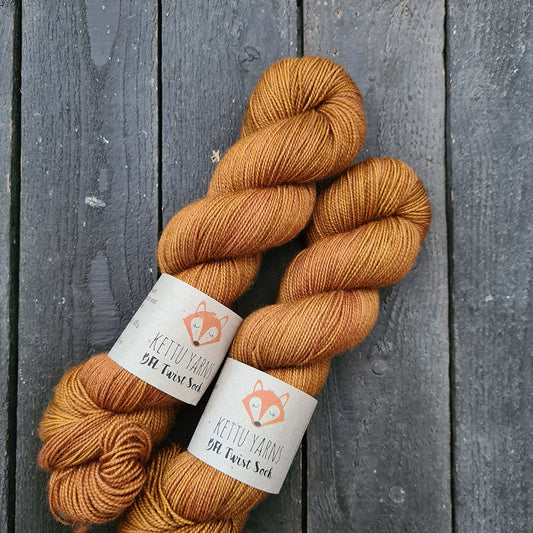 Kettu Yarns - BFL Twist Sock - Caramel - 100 g