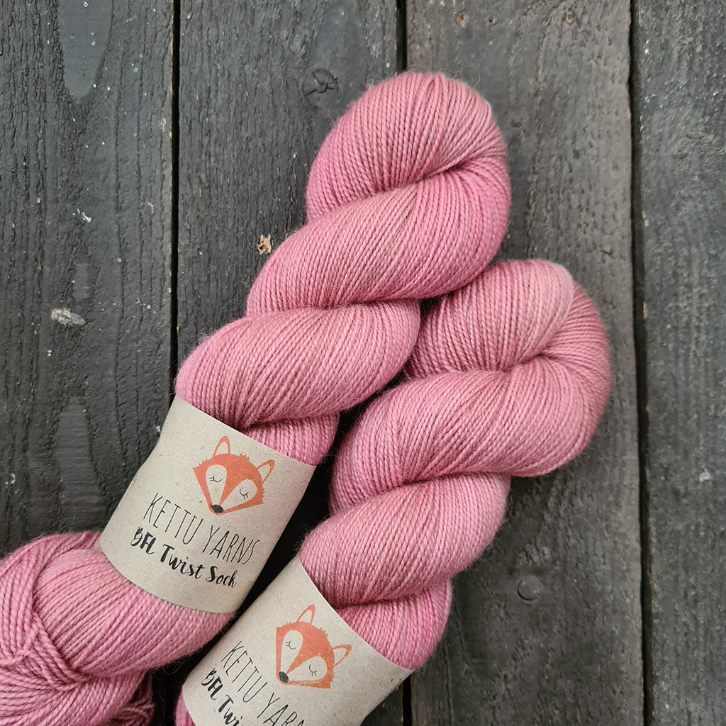 Kettu Yarns - BFL Twist Sock - Rhubarb - 100 g