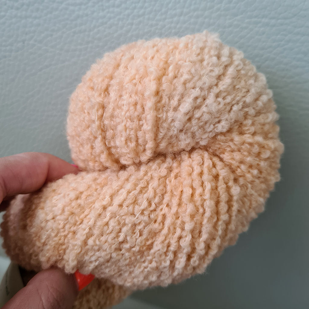 Kettu Yarns - Boucle DK - Pink Sand - 100 g