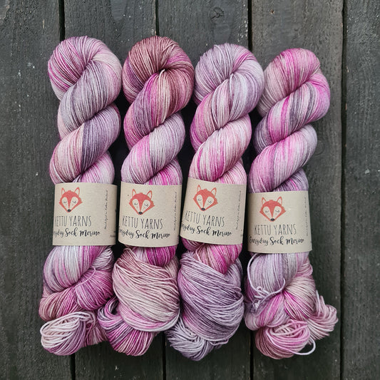 Kettu Yarns Colour of the Month - Everyday Sock Merino - Friendly February - 100 g