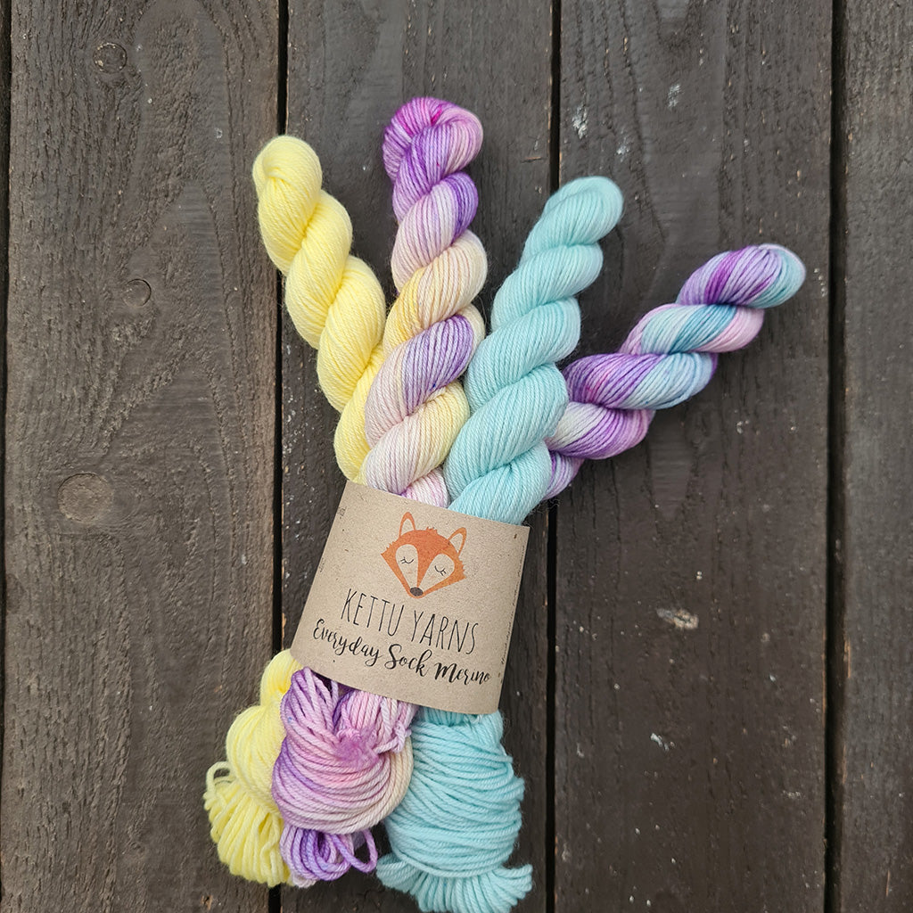 Kettu Yarns No Surprise Mini Club - Everyday Sock Merino set - April - 80 g