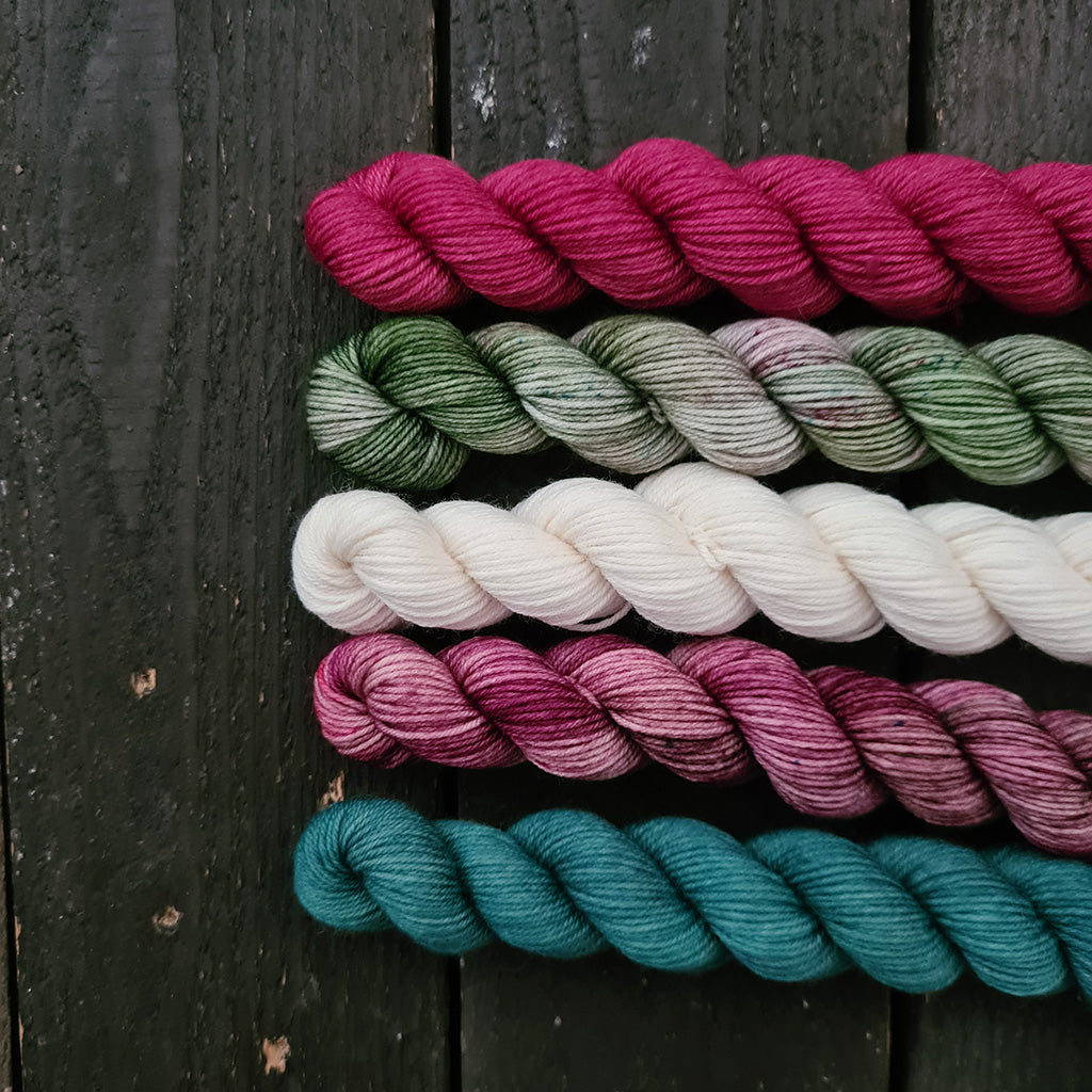 Kettu Yarns No Surprise Mini Club - Everyday Sock Merino setti - December - 100 g