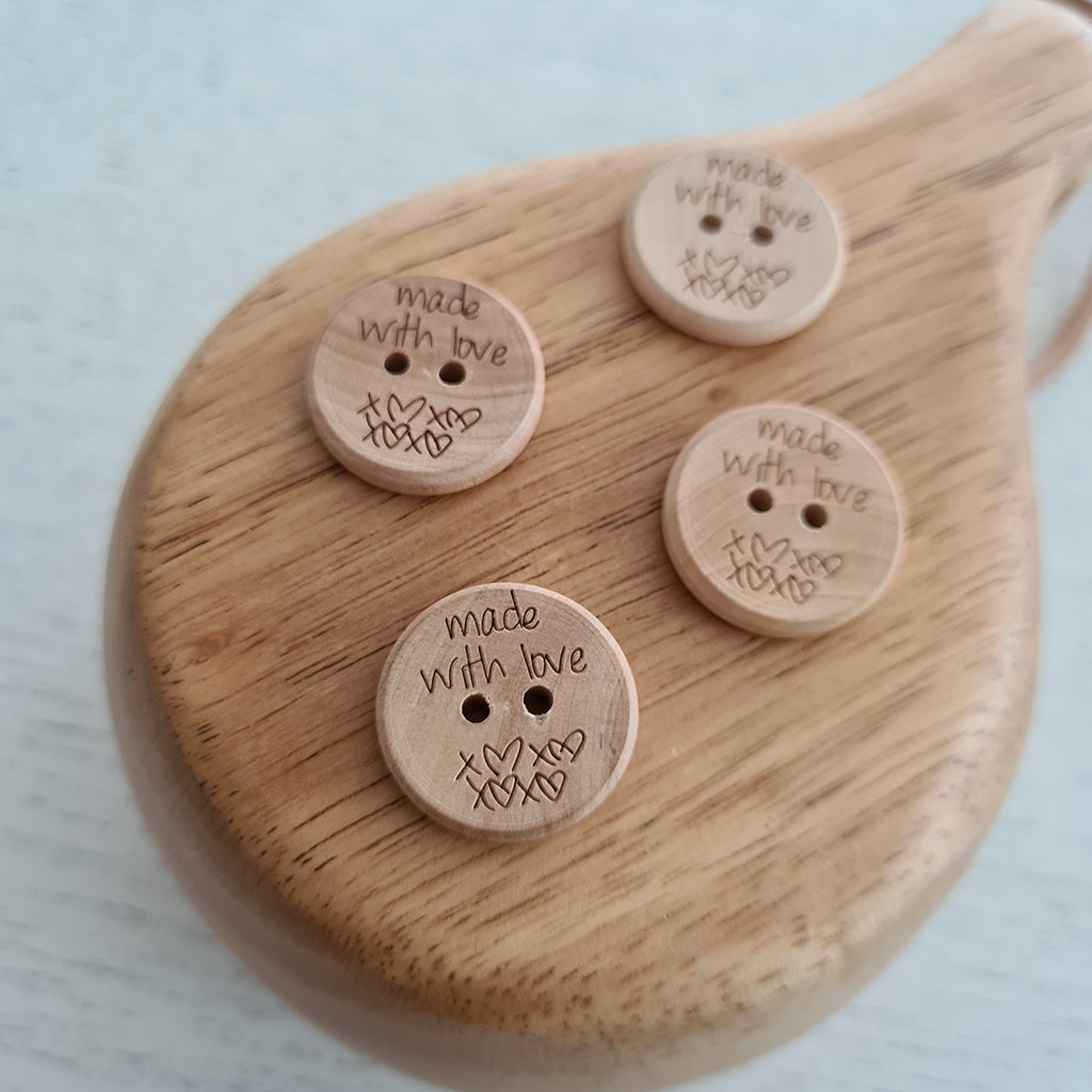 Puunappi - Made with love - 20 mm