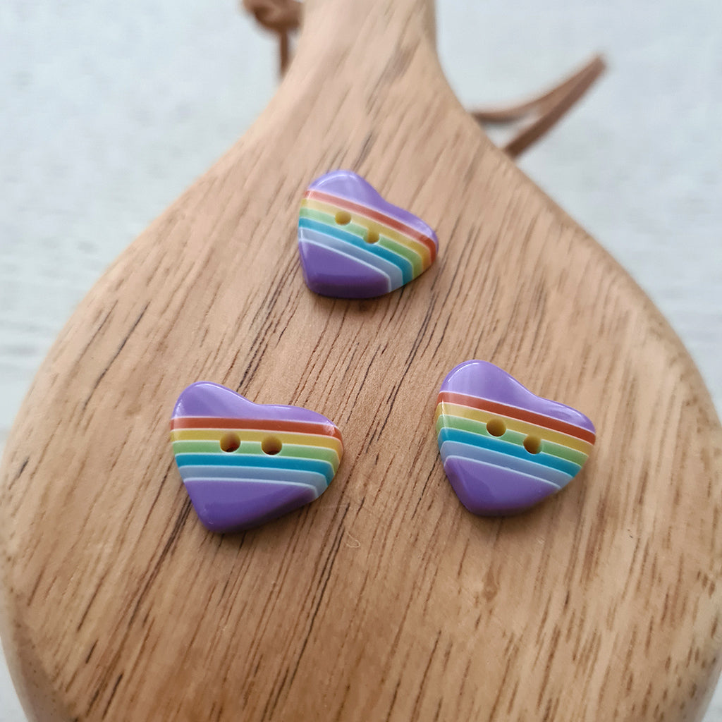 Sateenkaari sydännappi - violetti - 17,5 mm