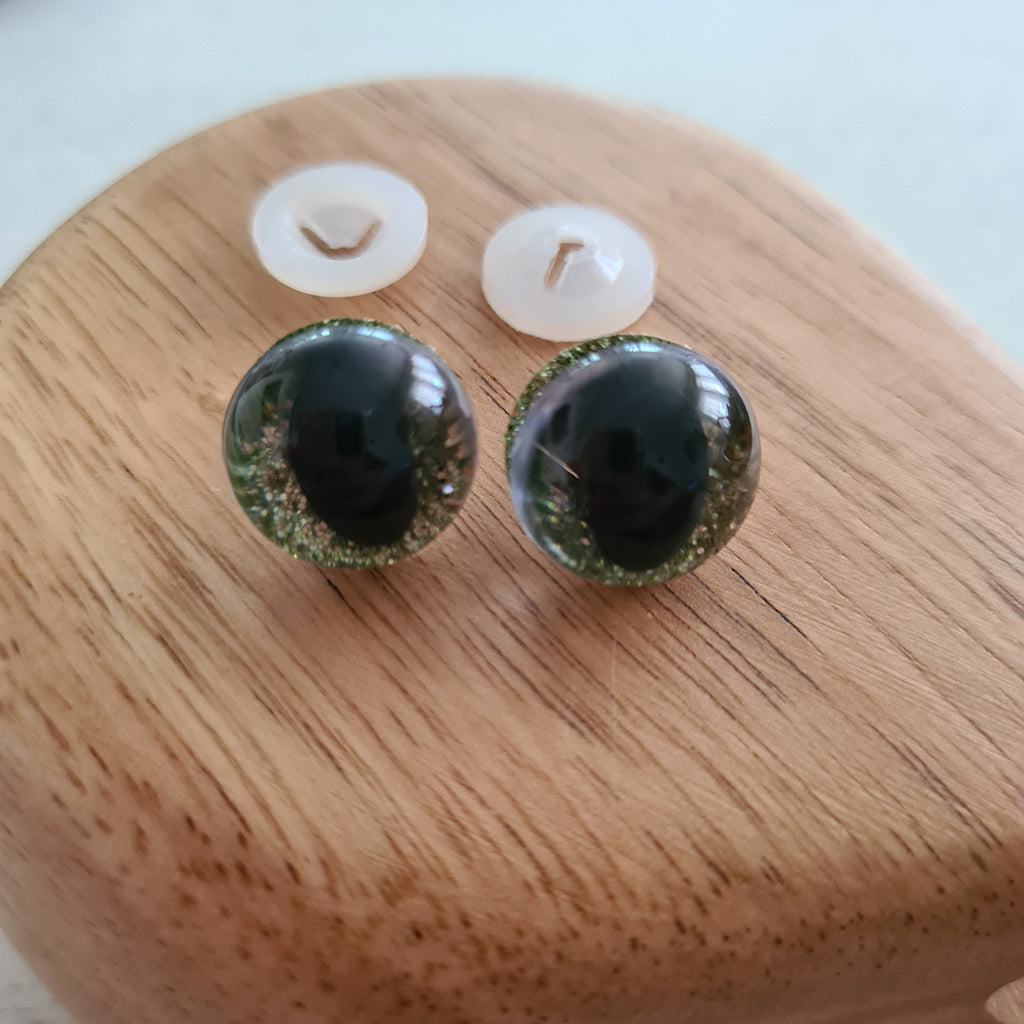Turvasilmät - kissansilmät vihreät glitter 15 mm