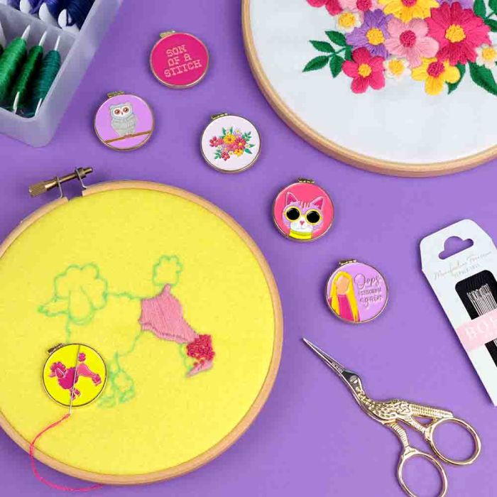 Bohin Needle Minder - Flowers