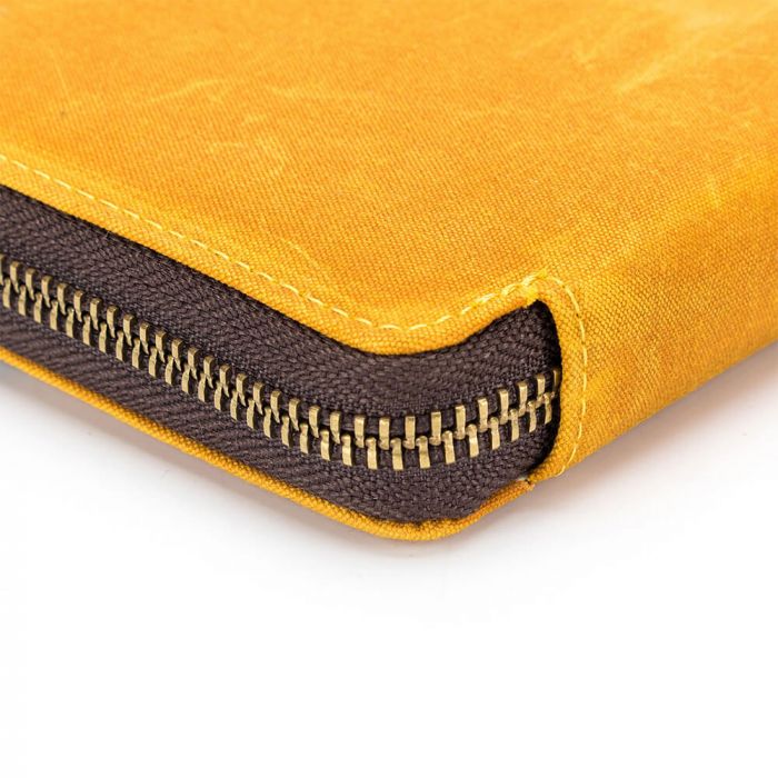 della Q Canvas Mini Zip Square tarvikekotelo