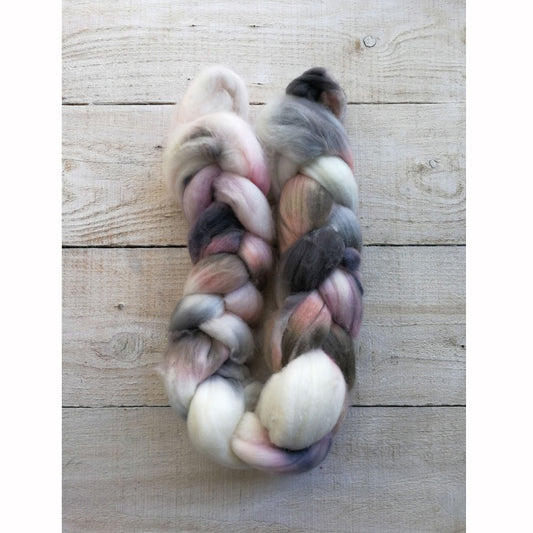 Manos del Uruguay – superwash-merino topsi – Suede