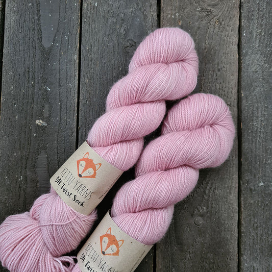 Kettu Yarns - BFL Twist Sock - Dusty Rose - 100 g