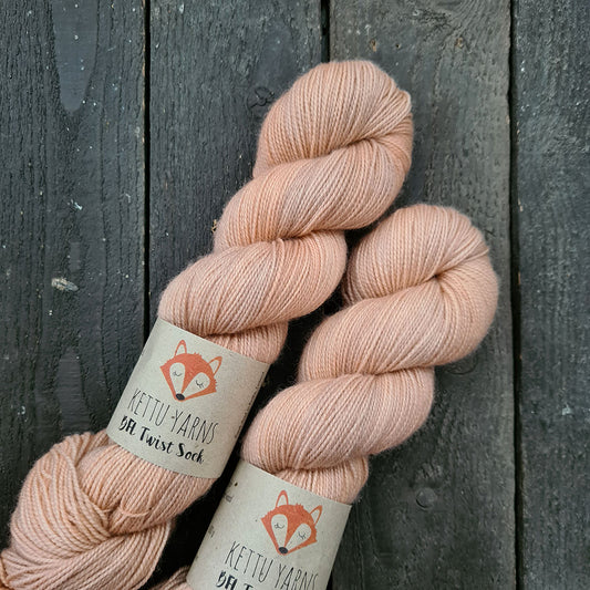 Kettu Yarns - BFL Twist Sock - Pink Sand - 100 g