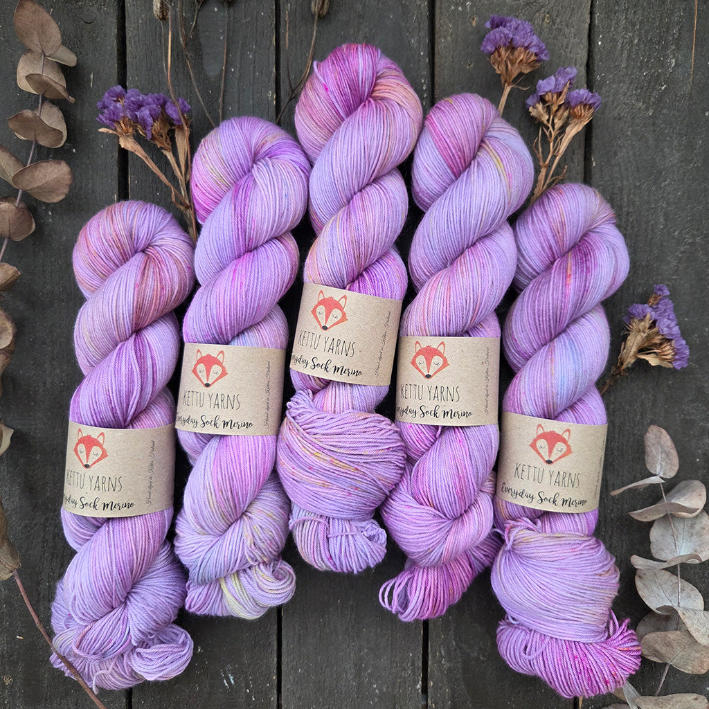 Kettu Yarns - Everyday Sock Merino - Dried Flower Bouquet Mar 2026-02 - 100 g