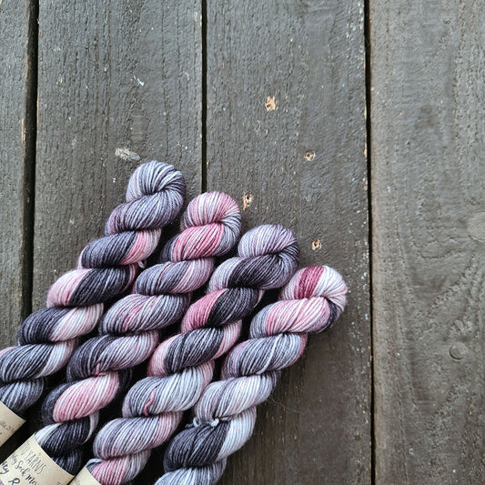 Kettu Yarns - Everyday Sock Merino Mini - Smoky Rose - 20 g