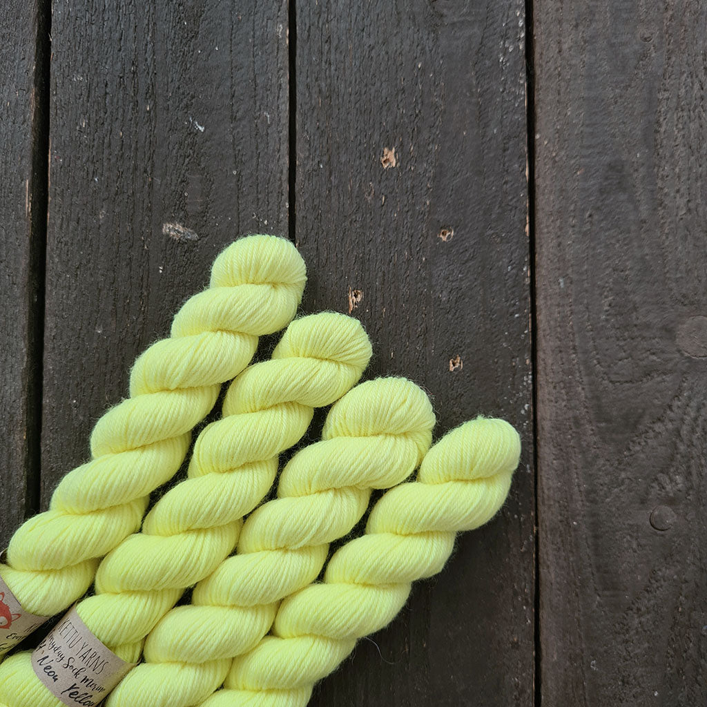 Kettu Yarns - Everyday Sock Merino Mini - Soft Neon Yellow - 20 g