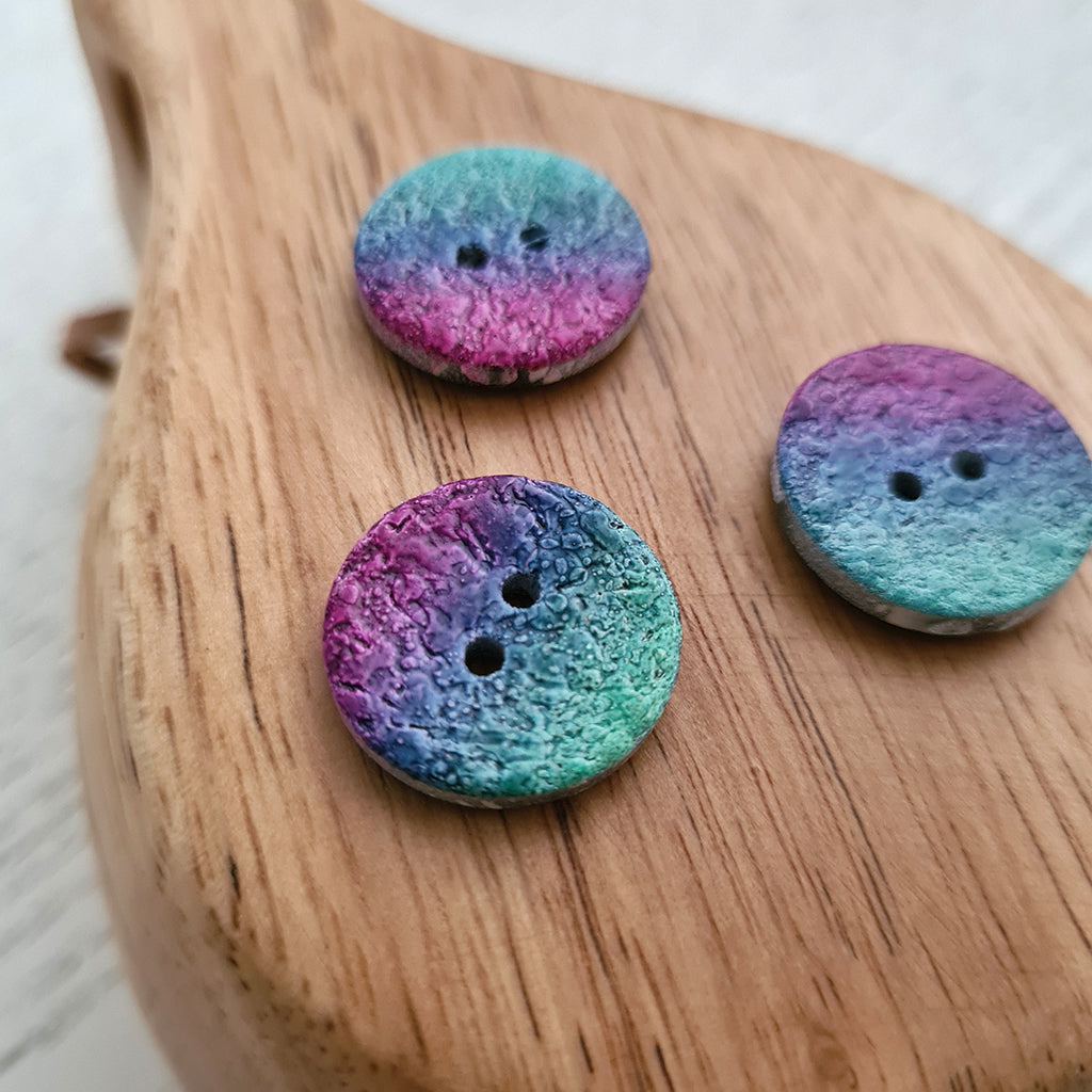 Coconut button - color mix 2 - 20 mm