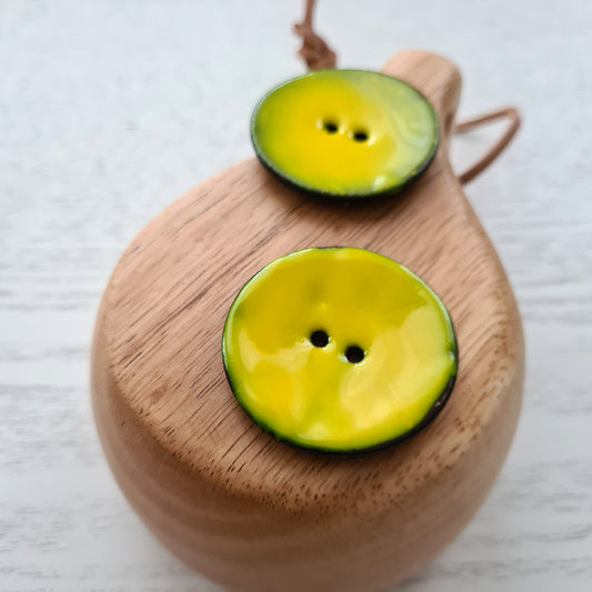 Coconut button - dandelion - 40 mm